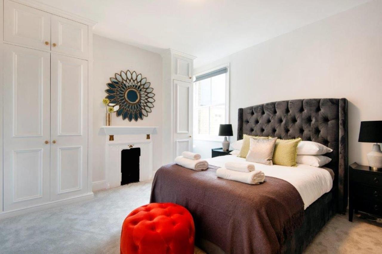Modern Family Home In London Close To Amenities And Train Exterior photo